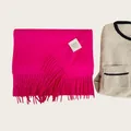 Sciarpa fucsia premium in 100% pura lana australiana con eleganti dettagli a frange - Rosso rosa
