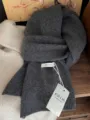 Premium grauer Strickschal aus 100 % australischer Wolle für Damen, warmer Winter-Halswärmer - Reine Wolle Dunkelgrau