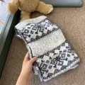 Warm snowflake jacquard knit winter scarf in grey and white vintage design - Light Gray