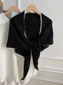 Elegante chal de punto de lana con contraste negro y blanco para mujer en invierno - 180cm / Negro