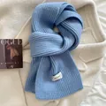 Sciarpa invernale in maglia blu a costine morbida e calda per la stagione fredda - 160x20cm / Celeste