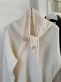 Soft cream-colored 100% pure wool triangular knitted scarf for women - 75cm / Nut White