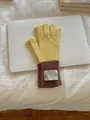 Gants en laine tricotée rétro jaune et marron pour femmes chaleur hivernale - Taille unique / Jaune et Bord Brun