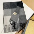 Grey and black checkered 100% Australian pure wool scarf featuring soft fringe details - 32x180cm / Black and Grey Squares