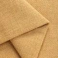 Gros plan sur un tissu en lin tissé épais doré pour coussins et canapés - 1m x 1.48m / Jaune Pâle