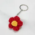 Porte-clés fleur bouffante au crochet rouge fait main pour sacs à main et sacs à dos - Rouge