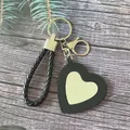 Porte-clés miroir en forme de cœur en cuir noir avec son cordon tressé élégant - Noir