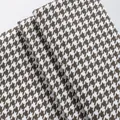 Tissu durable en coton et lin à motif pied-de-poule marron pour canapés et coussins - Longueur 100cm / Marron