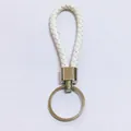 Porte-clés en simili cuir tressé blanc avec anneau en métal argenté pour clés - 50 Pièces/Paquet / Blanc