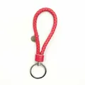 Porte-clés tressé en cuir rose vif tendance avec anneau en métal argenté et médaillon circulaire - 50 Pièces/Paquet / Rouge Vif