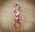 Porte-clés artisanal en corde de cuir tressé rouge et blanc avec anneau en métal - 50 Pièces/Paquet / Blanc et Rouge
