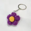 Porte-clés fleur au crochet fait main violet et jaune pour accessoire de bagagerie - Violet foncé