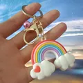 Porte-clés arc-en-ciel coloré avec nuages blancs et une jolie cloche rose pour sacs - Style Arc-en-ciel Avec Cloche