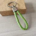 Llavero de cuerda de cuero trenzado verde claro de alta calidad para llaves de coche - Verde Hierba