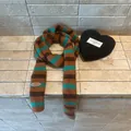 Bufanda de punto a rayas marrones y verde azulado Y2K con detalle de marca FANJIA - Caramelo