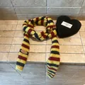 Bufanda de punto a rayas estilo Y2K con diseño de bloques de colores amarillo y rojo - Rojo y Amarillo