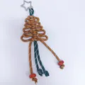Handgefertigter Paracord-Schlüsselanhänger in Weihnachtsbaumform mit Sternenring - Hellbraun Und Dunkelgrün