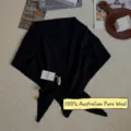 Hochwertiges Dreieckstuch aus 100% reiner australischer Wolle in Schwarz für Damen - 166cm / Klassisches Schwarz