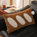 Lindo cojín de peluche con forma de baguette y textura de piel marrón para decoración - Estilo Baguette Rectangular / 60x35cm / Marrón