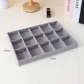 Vassoio portagioie in velluto grigio con 15 scomparti per anelli e orecchini - 15-Grid Compartment Tray / 24*18.5cm / Grigio