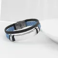 Geflochtenes Herren-Lederarmband mit gravierbarer Edelstahlplatte in Blau und Schwarz - Blau