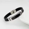 Modisches Retro-Lederarmband in Schwarz mit einer polierten Edelstahl-Schließe - Stil B