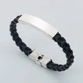 Stilvolles geflochtenes Lederarmband mit einer polierten Edelstahlplatte zum Gravieren - Blau