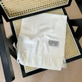 Elegant white faux cashmere scarf with tassels and brand label detail - 38-180cm / White