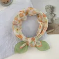 Elegante pañuelo cuadrado de seda con estampado floral y borde verde para verano - 58*58cm / Tulipán Atardecer Naranja
