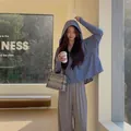 Mantella parasole blu con cappuccio e protezione UV per donna, vestibilità comoda - Taglia unica / Top / Blu nebbia