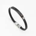 Luxuriöses schwarzes Lederarmband mit poliertem Metallstab und Edelstahlverschluss - Schwarzfarben (PG-111)