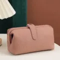 Grande trousse à maquillage en cuir véritable rose avec grain de litchi et fermoir métallique - Grain de Litchi / Rose