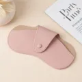 Pochette à lunettes de soleil en cuir grainé rose avec fermeture à bouton-pression - Rose