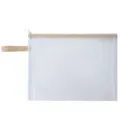 Grote witte transparante opbergtas van mesh met kaki rits en handige draagriem - A4 / Beige