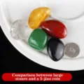 Set aus großen, natürlich polierten Steinen der fünf Elemente für Heim und Büro - Großer Polierter Fünffarbiger Stil / 5 Stück Packung (2-3cm) / bunt