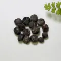 Natürliche lila Kristall-Rohsteine für Aroma-Diffusoren und Dekoration im Innenraum - Granat / 100 g