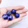 Sfere di cristallo di sodalite blu naturale per la creazione di gioielli e decorazioni - Sfera di Sodalite