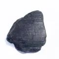 Spécimen de pierre de cristal de tourmaline noire brute pour enseignement et aromathérapie. - Tourmaline Noire / 5-7cm