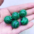 Set di sfere di malachite verde naturale per la creazione di gioielli fai-da-te e decoro - Sfera di Malachite Sintetica