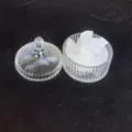 Glazen pot met deksel met natuurlijke witte kwarts ruwe stenen voor de kristallen - Witte Kristallen Stenen (Geribbelde Kom) / 300g Verpakking
