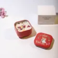 Handmade scented candle in red square tin with cute rabbit wedding illustration lid - Red Tin-Rose Scent / 5.5x4.3cm
