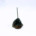 Handgefertigter Weihrauchbrenner aus Naturstein mit schwarzer Kristallmineralstruktur - Mahagoni-Obsidian / 3-5CM