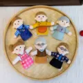 Juego de 6 marionetas de dedo de peluche de la familia para contar cuentos y jugar - Familia Asiática / Juego de 6