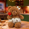 Süßer brauner Plüsch-Teddybär mit roter Rose und gemusterter Hose als Valentinstagsgeschenk - Liebe Dich Bär / 35cm