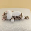 Poggiapolsi ergonomico in peluche a forma di gatto tigrato per il comfort in ufficio - Gatto Sdraiato