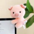 Süßer rosa Schwein Plüschtier Clip für Computerbildschirme und Büro Vorhänge Deko - Rosa Schwein / 10cm
