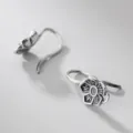 Ganci per orecchini a fiore in argento S925 satinato retrò per creazione di gioielli DIY - Stile Stami Radiali (E0072-G) / 1 Paio/Confezione / Argento