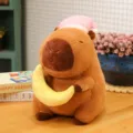 Simpatico peluche capibara con berretto da notte rosa e cuscino a luna gialla per bambini - Tenendo la Luna / 30cm