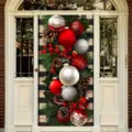 Festliches Weihnachts-Türbanner mit Ornamenten und Zapfen auf einem roten Karomuster - Schottenmuster Weihnachtskugel Stil (ML-014) / 90x180cm
