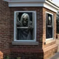Gruseliger Halloween-Skeletthexe-Fensterwandteppich für die Außendekoration im Freien - 120x80cm / Stil 15